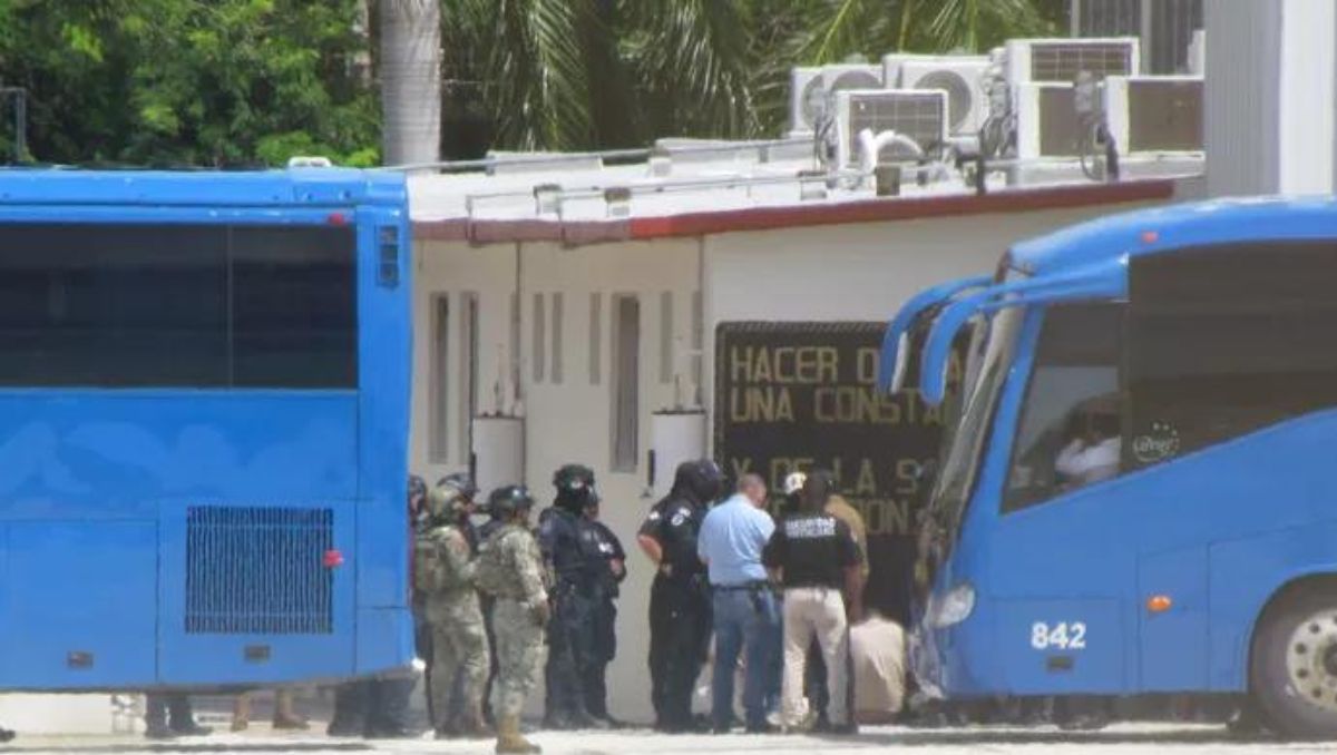 Liberan cárceles de Quintana Roo con traslado de 87 reos a penales federales