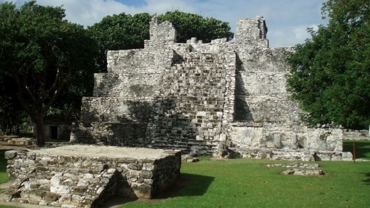 Denuncian que vestigios arqueológicos en Isla Mujeres se encuentran bajo asedio de saqueadores