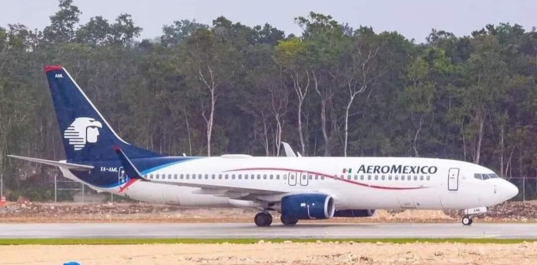 Avión de prueba de Aeroméxico aterriza en Aeropuerto de Tulum