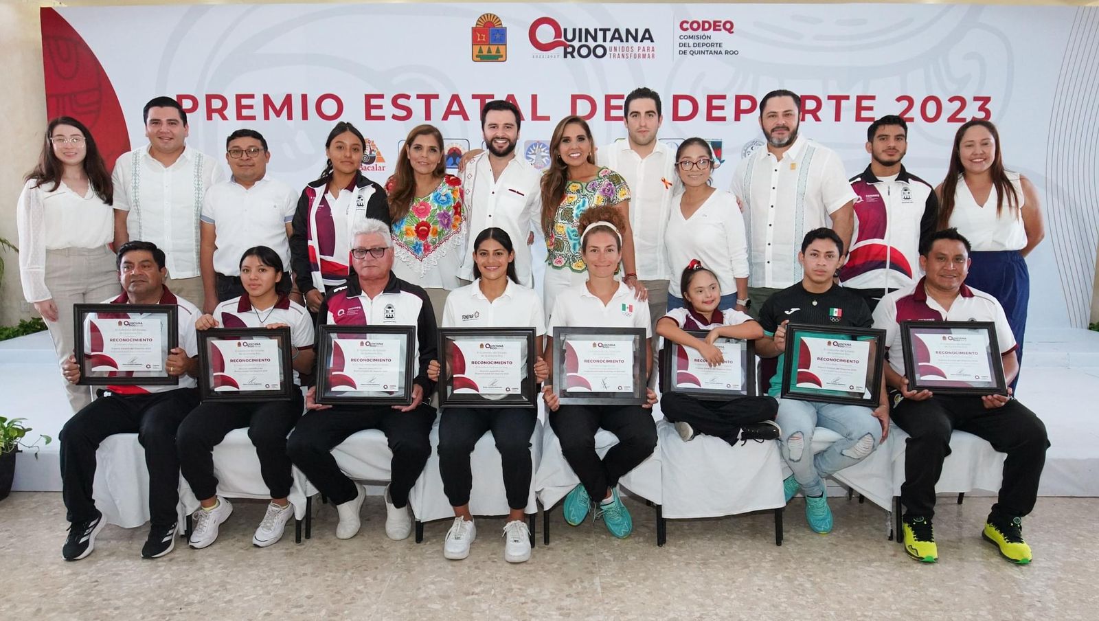 Entregan Mara Lezama y Eric Arcila el Premio Estatal del Deporte 2023