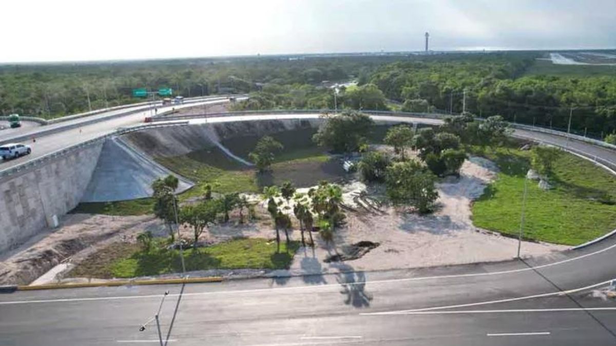 Señalan a SICT de inflar costos del entronque al aeropuerto de Cancún