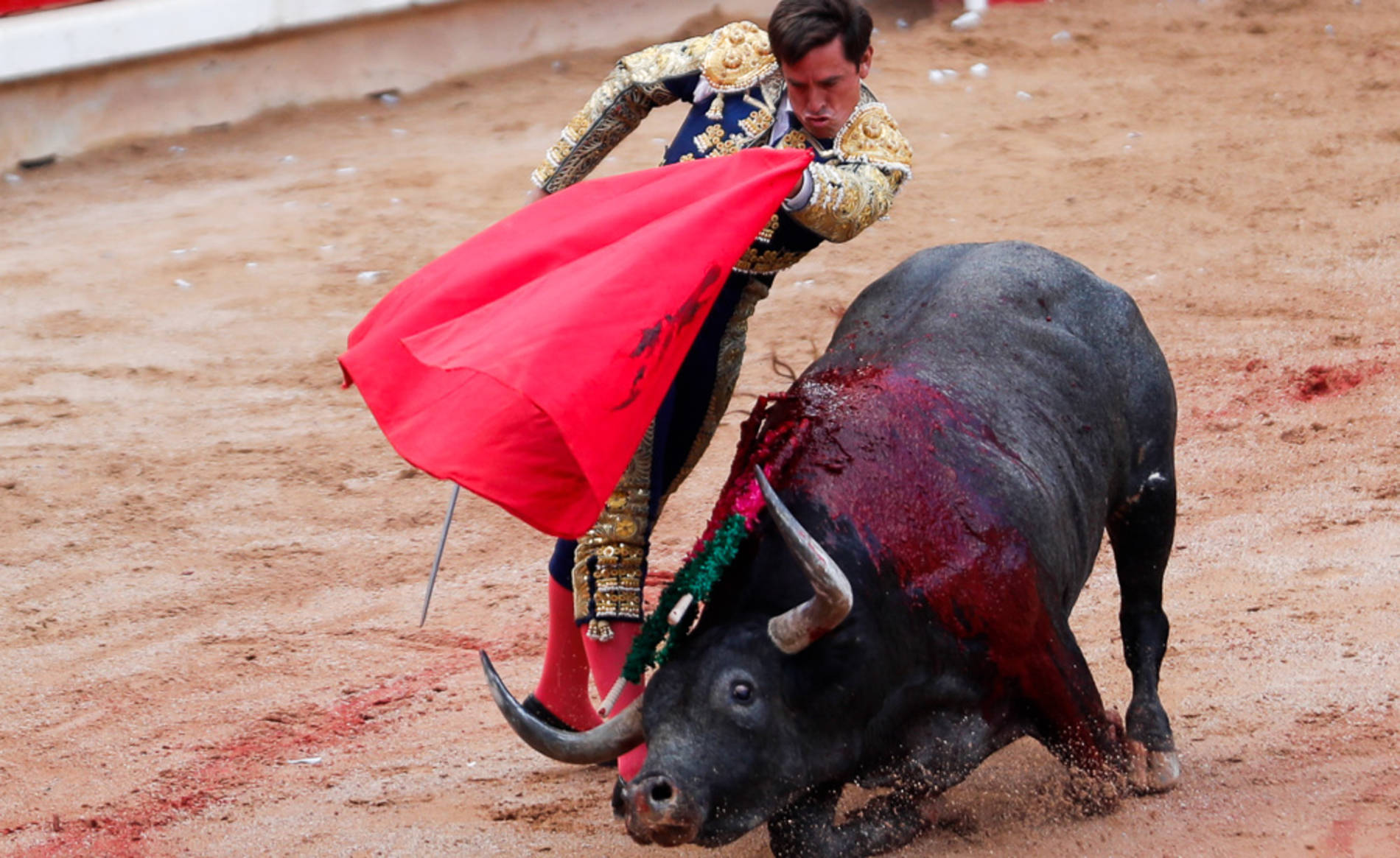 Jueza federal suspende corridas de toros en la Plaza México de CDMX