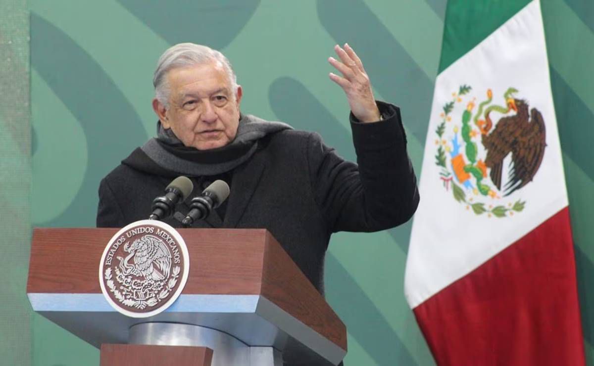 La Marcha por la Democracia “es como el mundo al revés”, dice AMLO