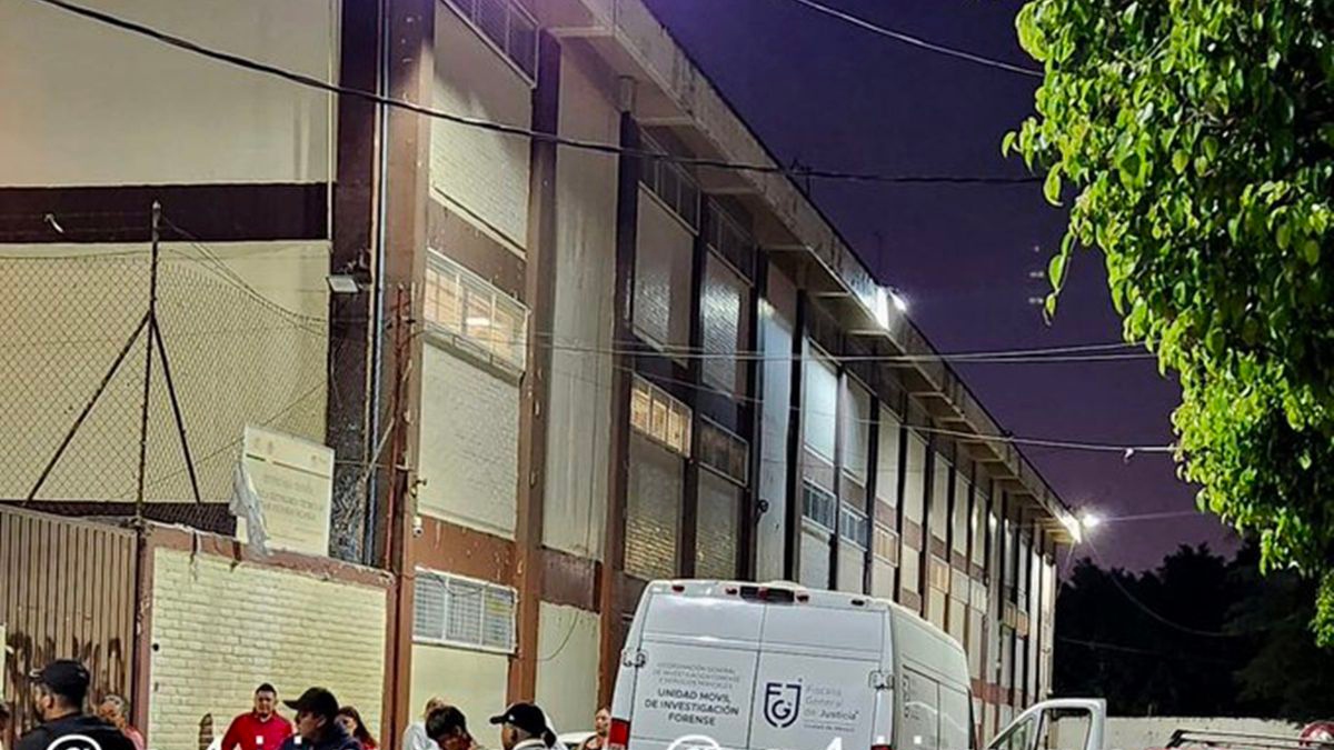 Muere niño dentro de secundaria en CDMX