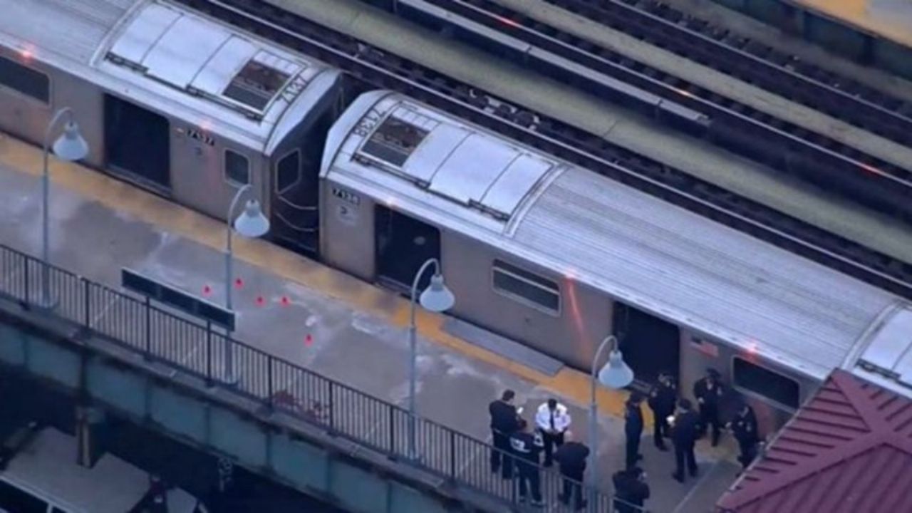 Muere mexicano tras tiroteo en metro de Nueva York