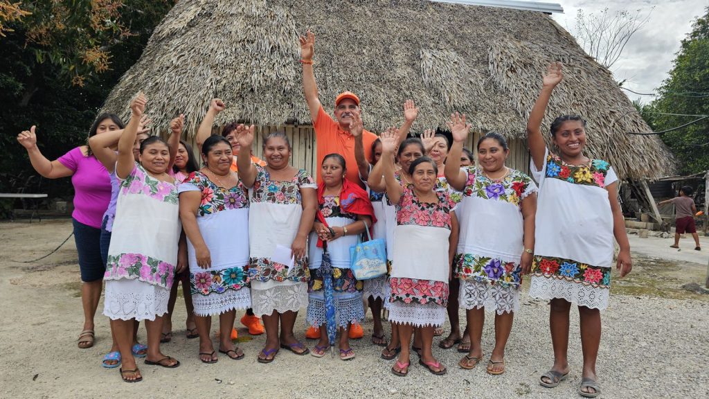 Jorge Portilla lamenta situación de abandono y división en comunidades de Tulum