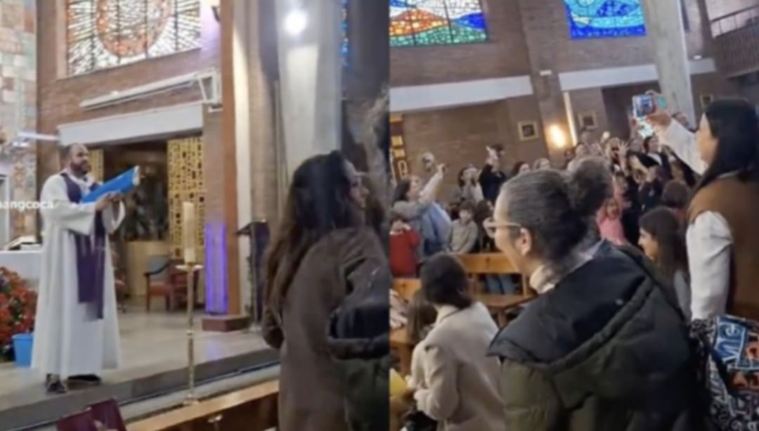 Sacerdote desata polémica tras “bendecir” a niños con una pistola de agua en la iglesia