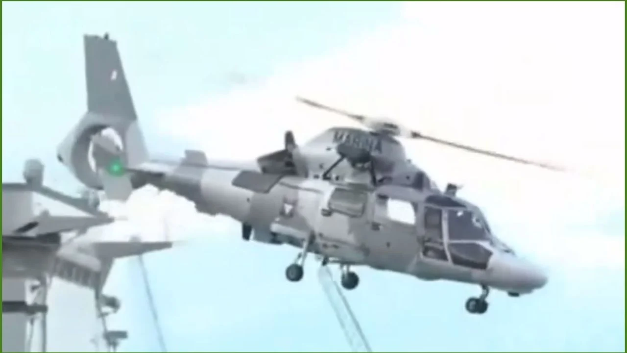 VIDEO: Tres muertos y tres heridos tras desplome de helicóptero de la Marina en Michoacán