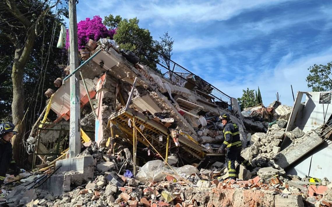 Colapsa inmueble tras explosión en Tlalpan, CDMX