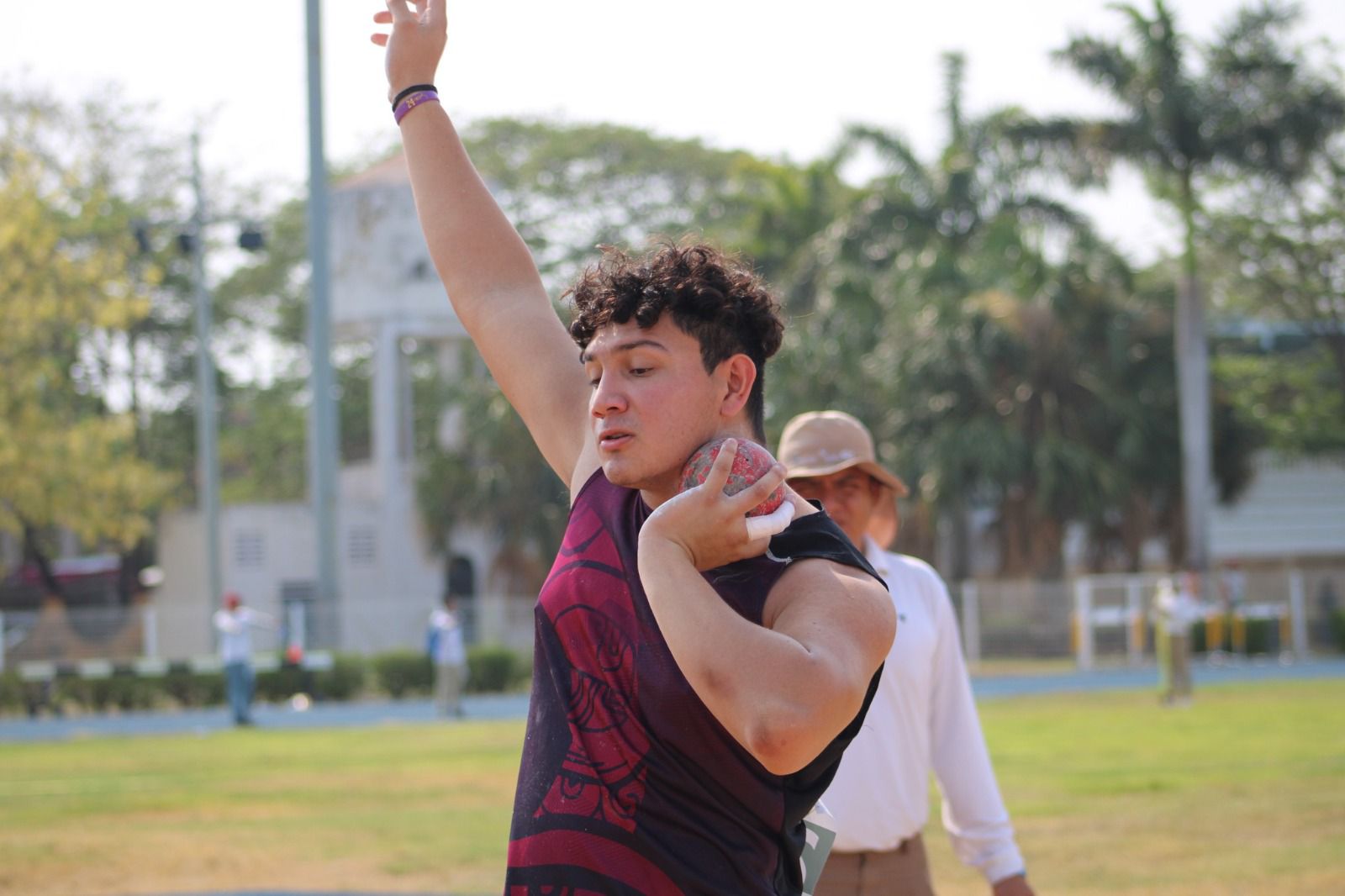 Pasan a la fase final de los Nacionales CONADE 24 deportistas de atletismo de Quintana Roo