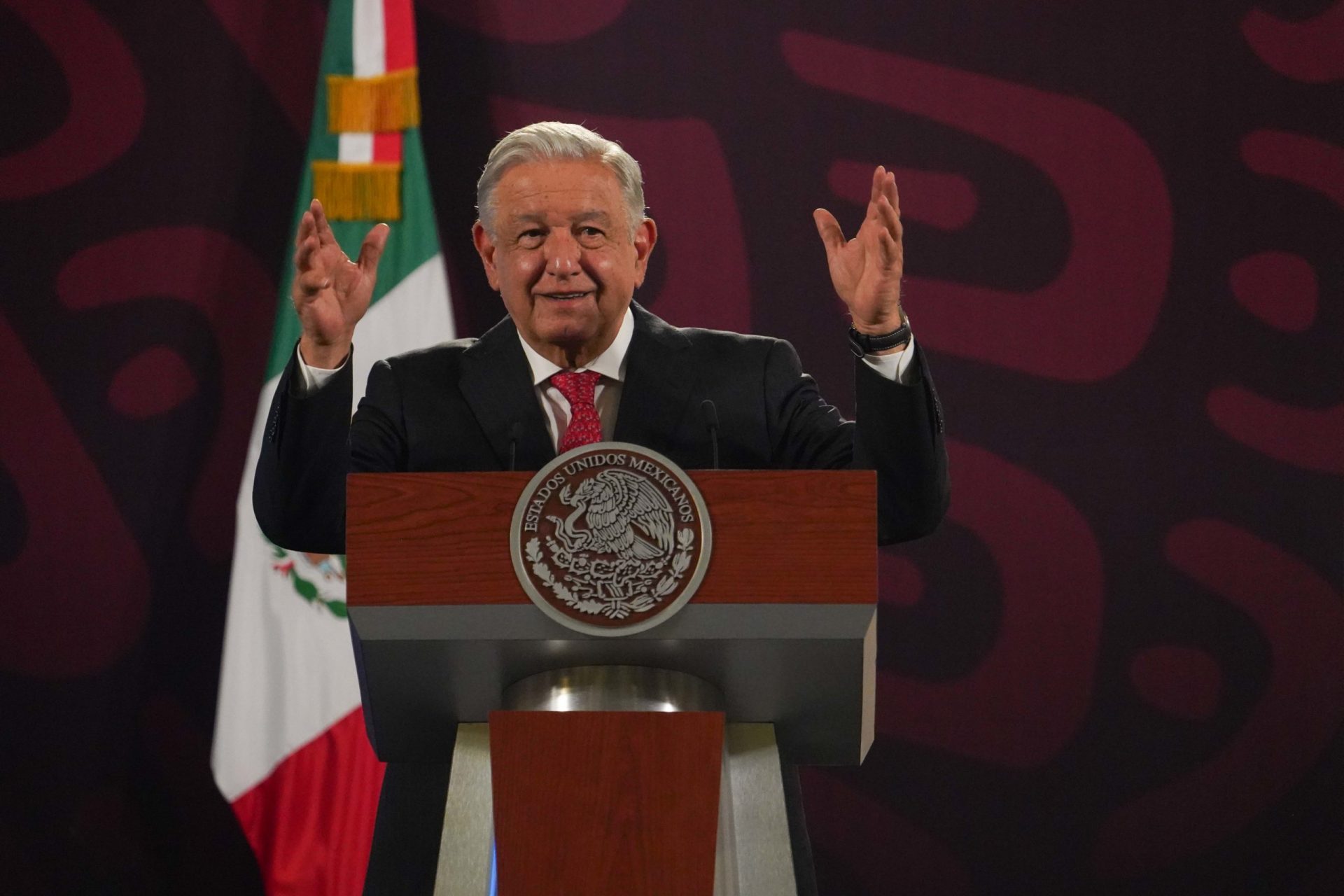 AMLO dice que en septiembre estará listo nuevo sistema de salud