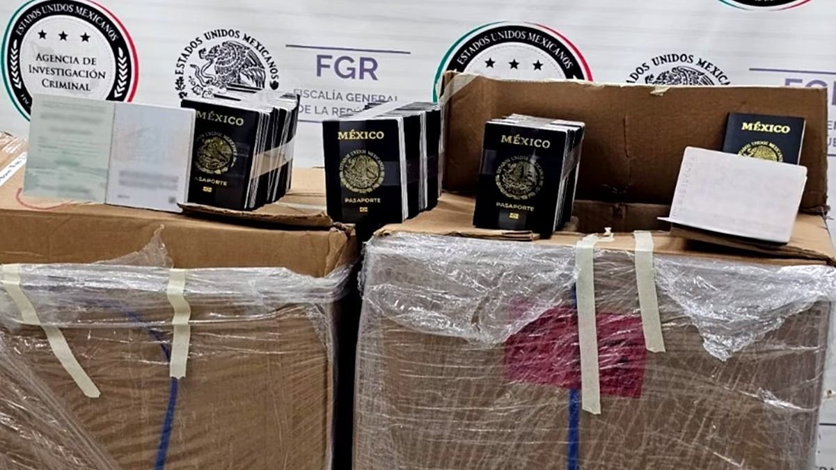 Detienen a dos hombres responsables de robar seis mil pasaportes de la SRE