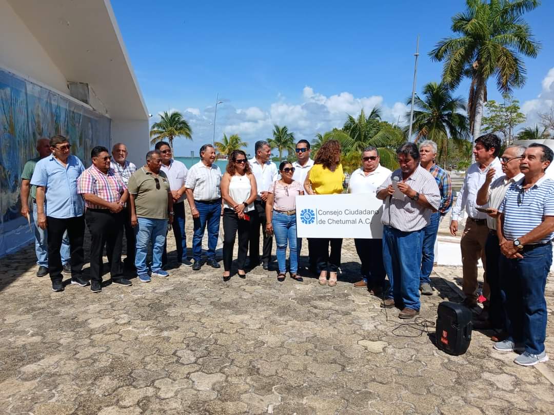 Protesta Ciudadana en Chetumal por la Destrucción del Monumento a Don Andrés Quintana Roo