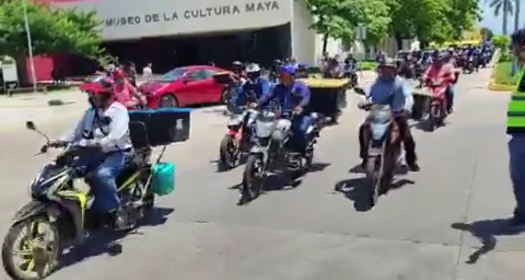 Protesta de Motociclistas en Chetumal y otras ciudades de Qroo contra la "Ley Chaleco"