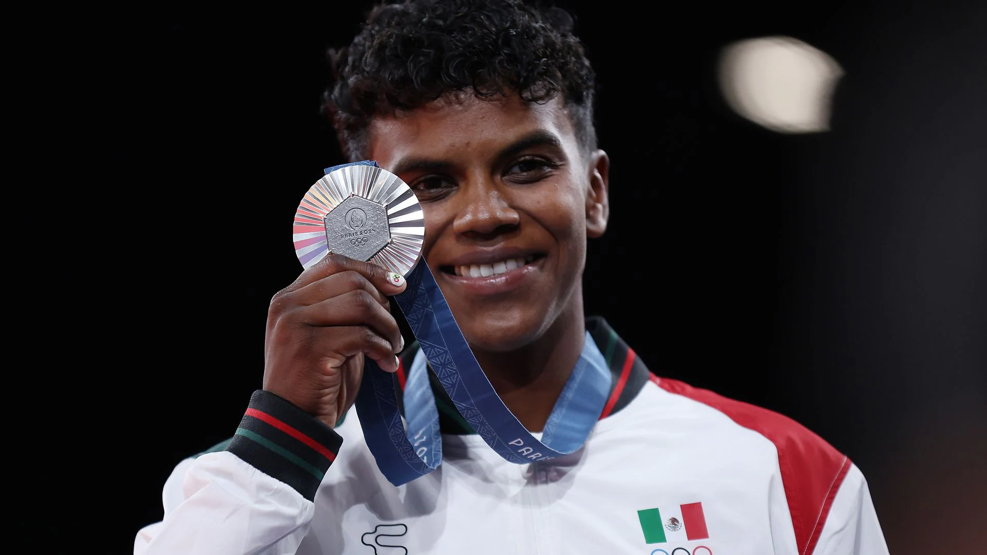 AMLO felicita a Prisca Awiti por su medalla de plata en judo en París 2024: “Un abrazo y nuestro reconocimiento”