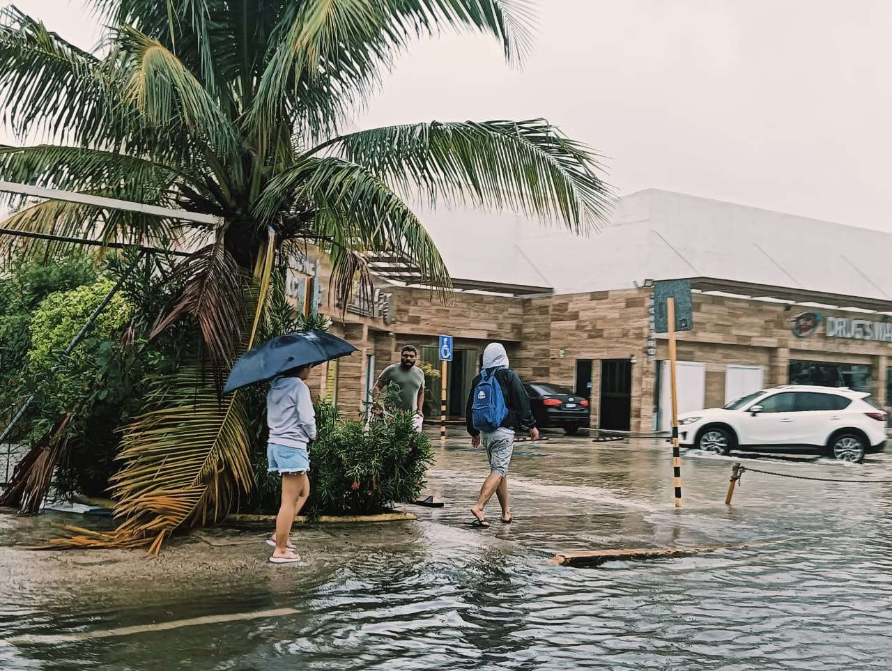 Emiten Alerta Amarilla para municipios de Quintana Roo ante alejamiento de 'Helene'