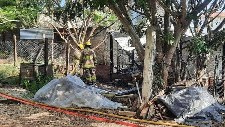 Niña de 3 años muere calcinada en Chiapas; su padre fue secuestrado e incendiaron su casa