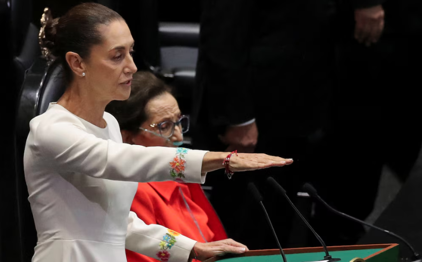 Claudia Sheinbaum rinde protesta como la primera presidenta de México