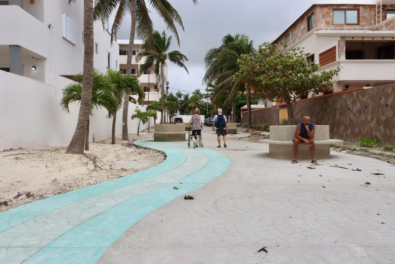 accesos a la playa en Puerto Morelos