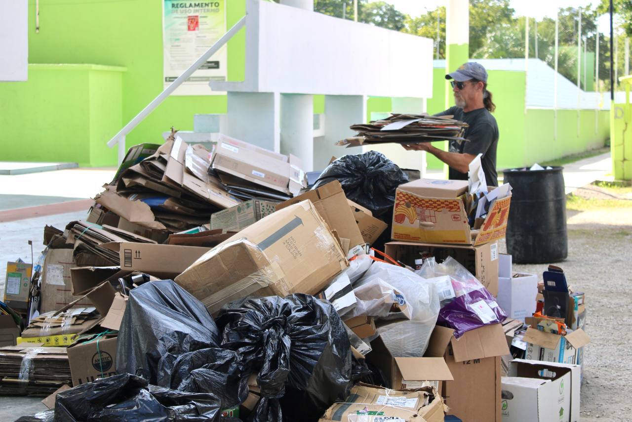 reciclatón en Puerto Morelos y Leona Vicario