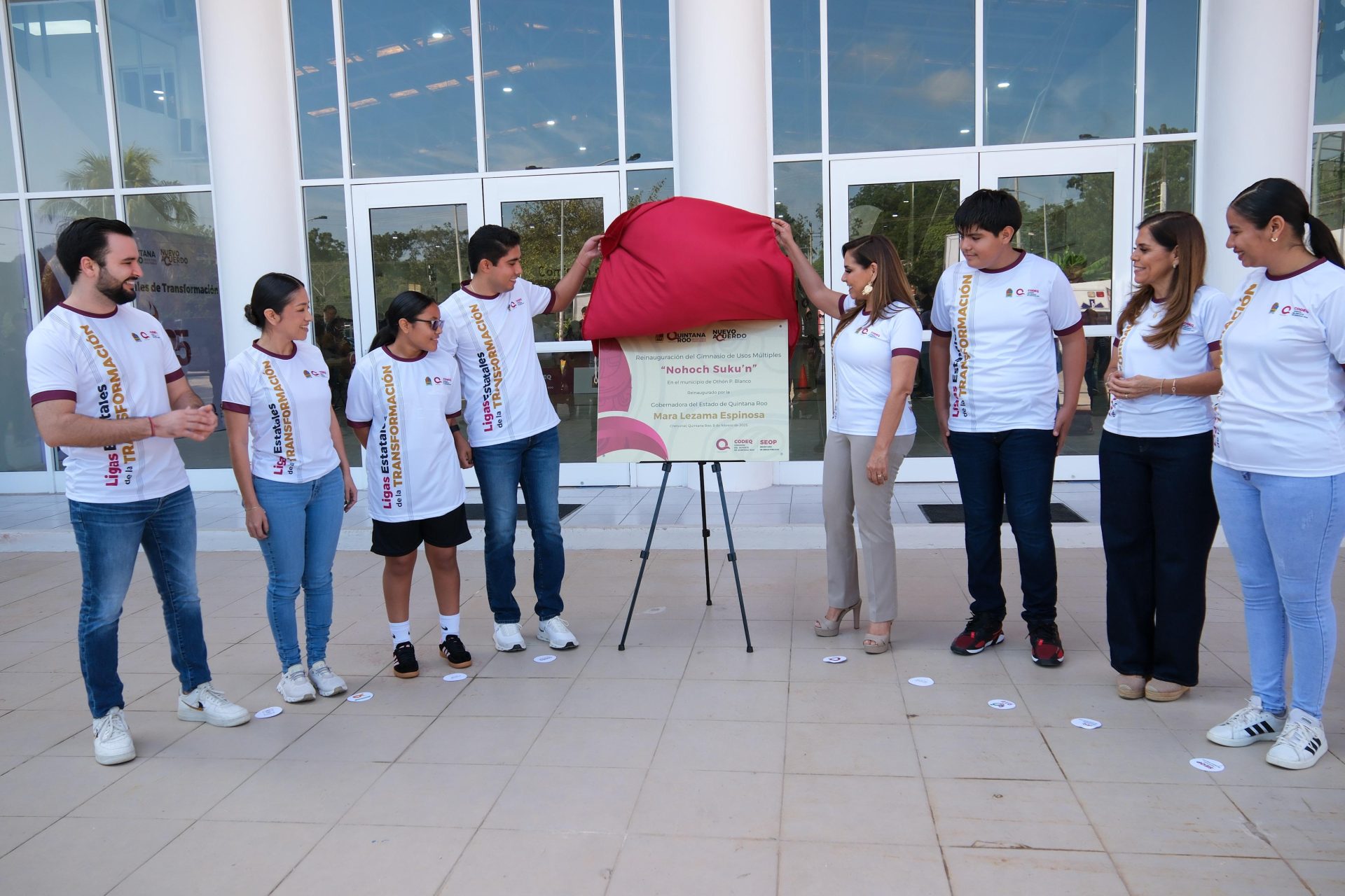 Entrega Mara Lezama gimnasio “Nohoch Suku´n”