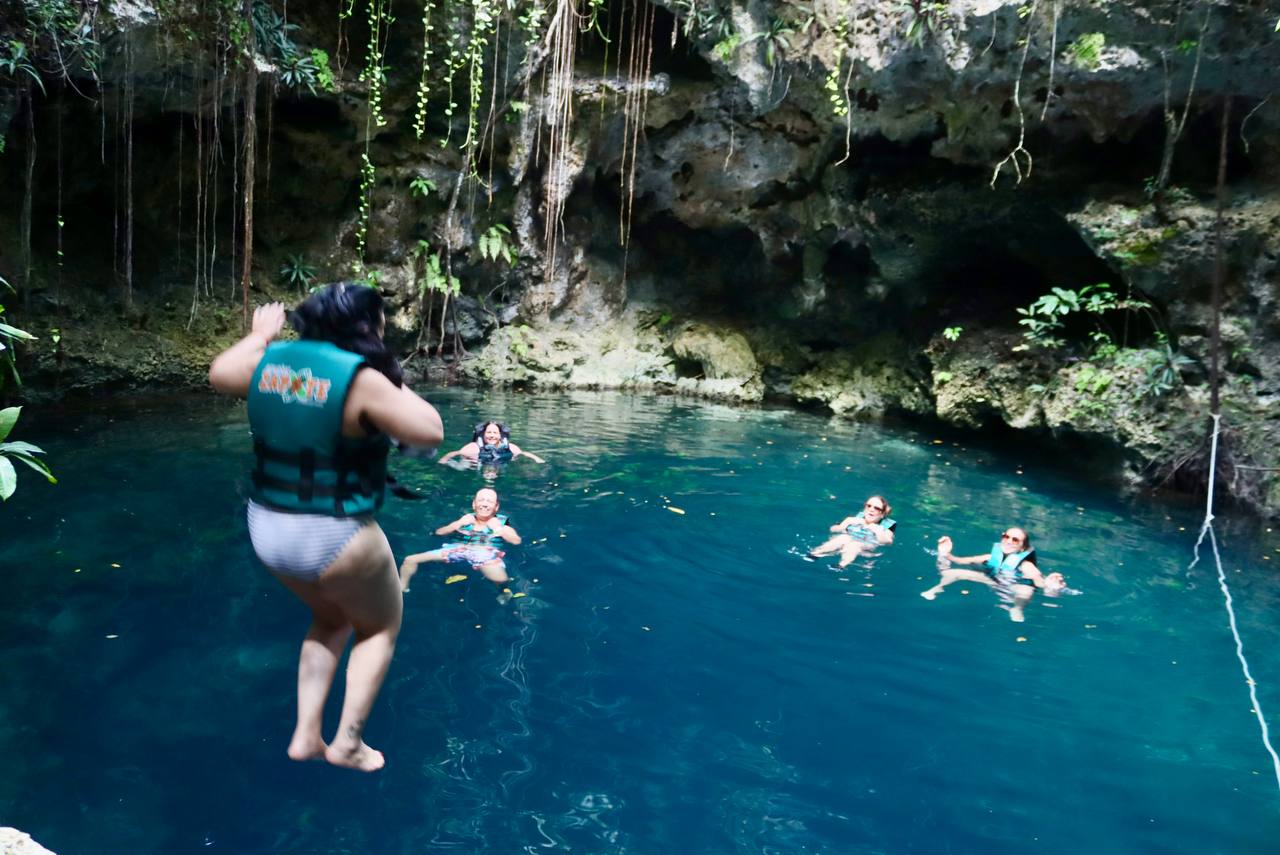 Puerto Morelos turismo cenotes