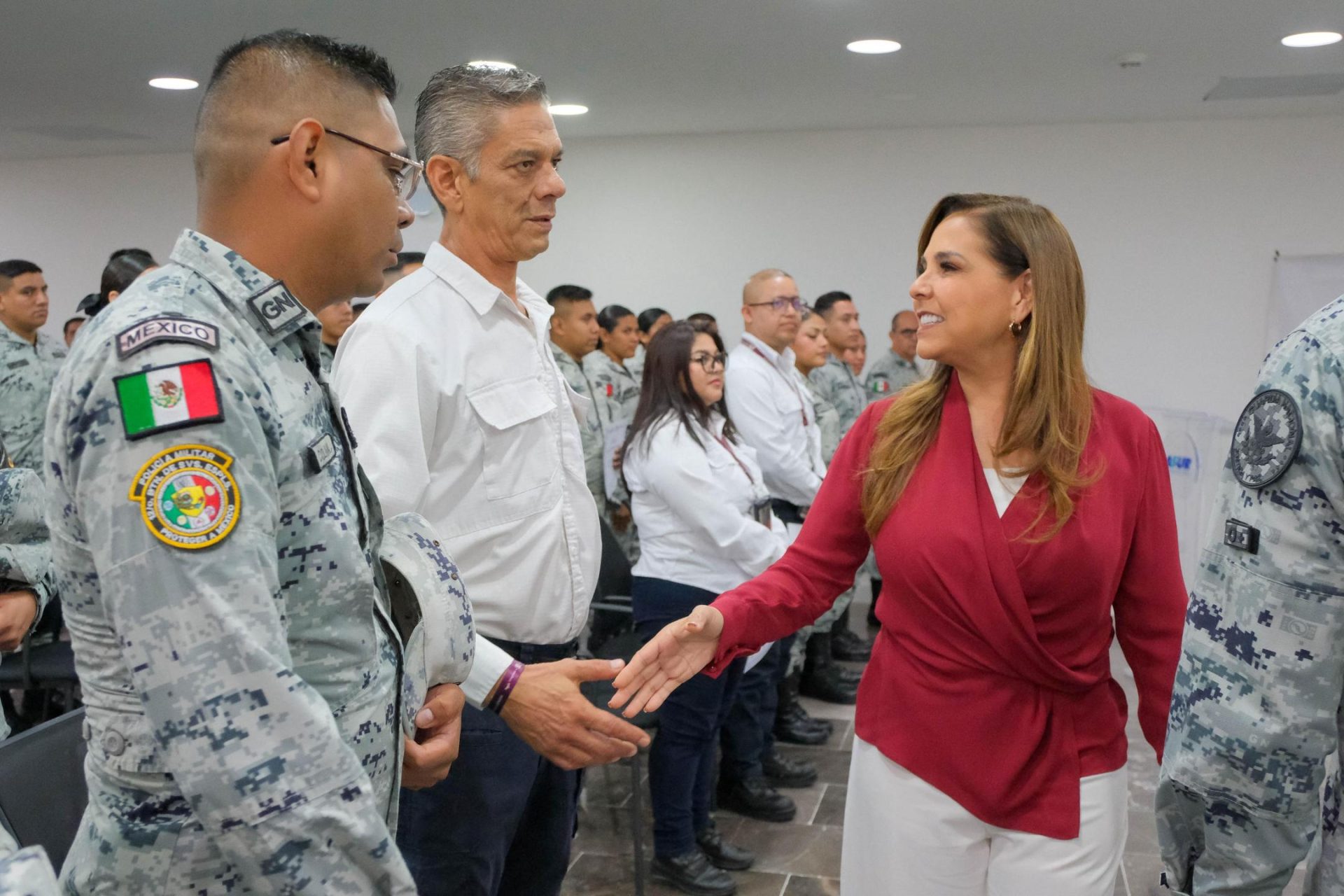 clausura de capacitación de agentes aduaneros en Cancún