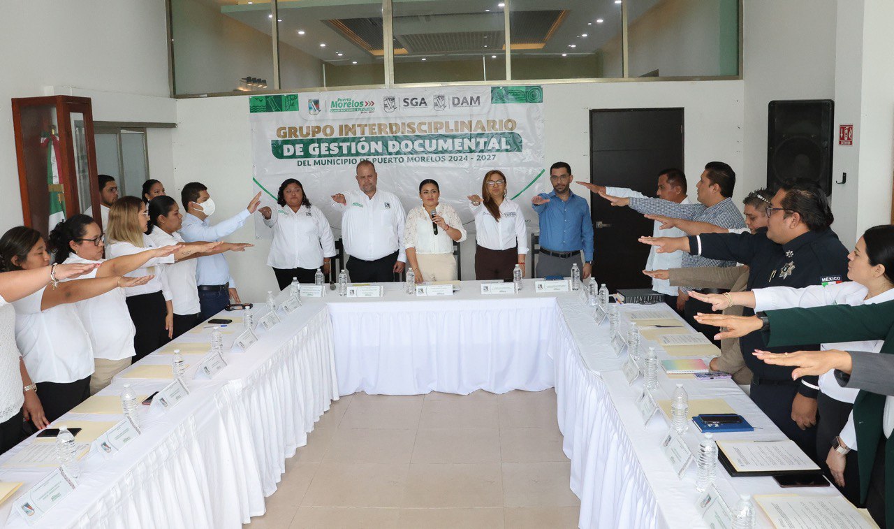 Toma protesta Blanca Merari al grupo de gestión documental de Puerto Morelos