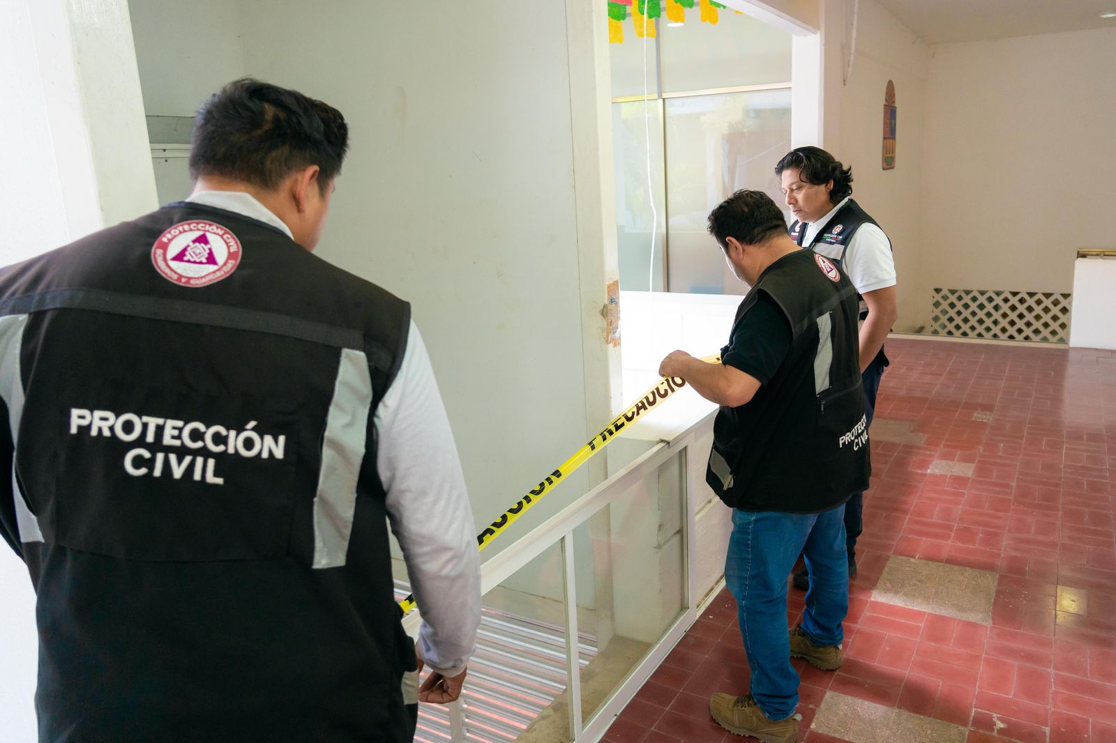 Cae elevador en Cozumel; Ayuntamiento activa protocolo de atención