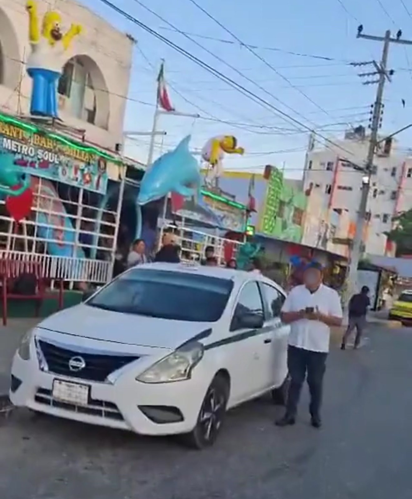 Arrestan a taxista por agredir a su compañero