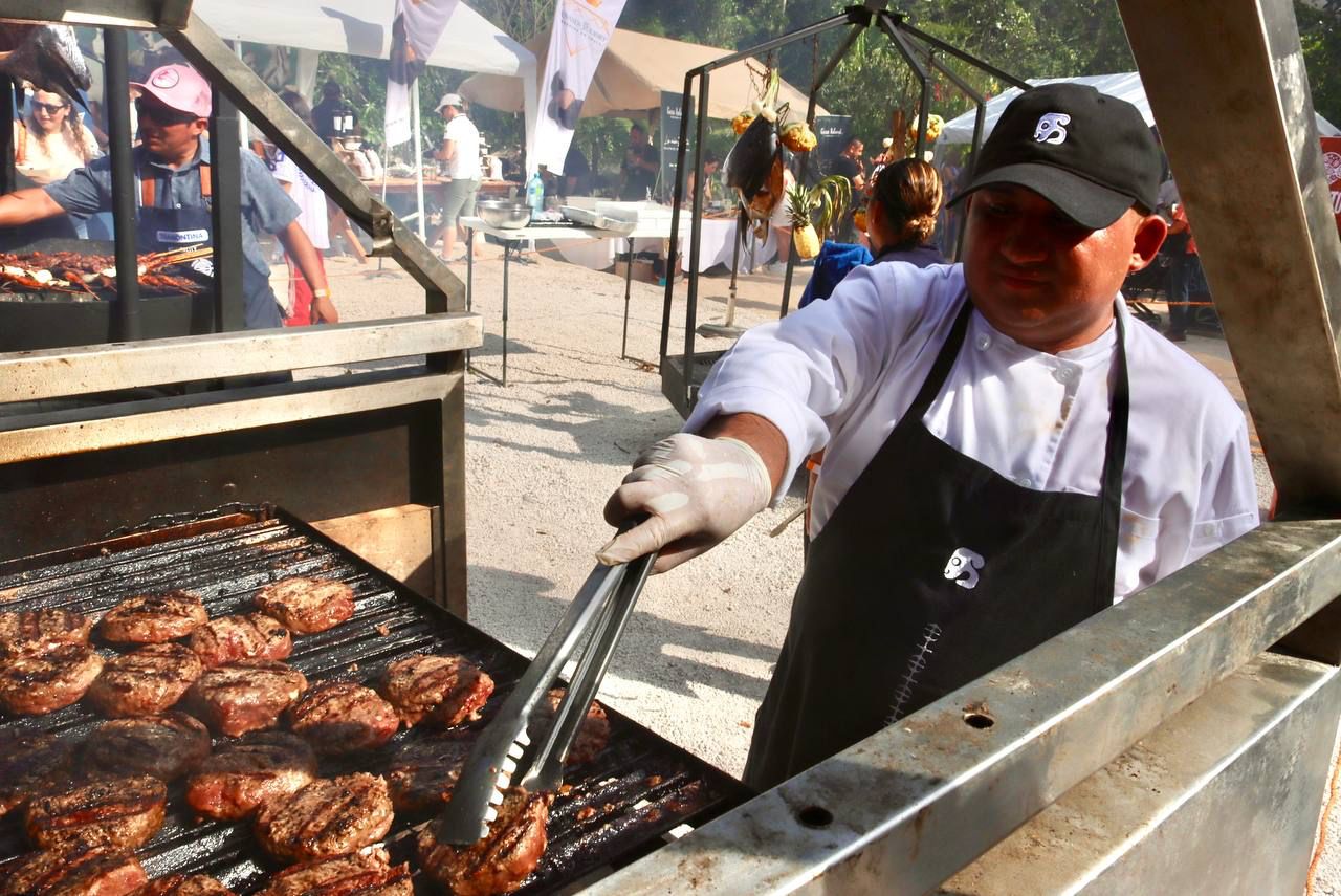 Festival parrillero del Caribe Mexicano