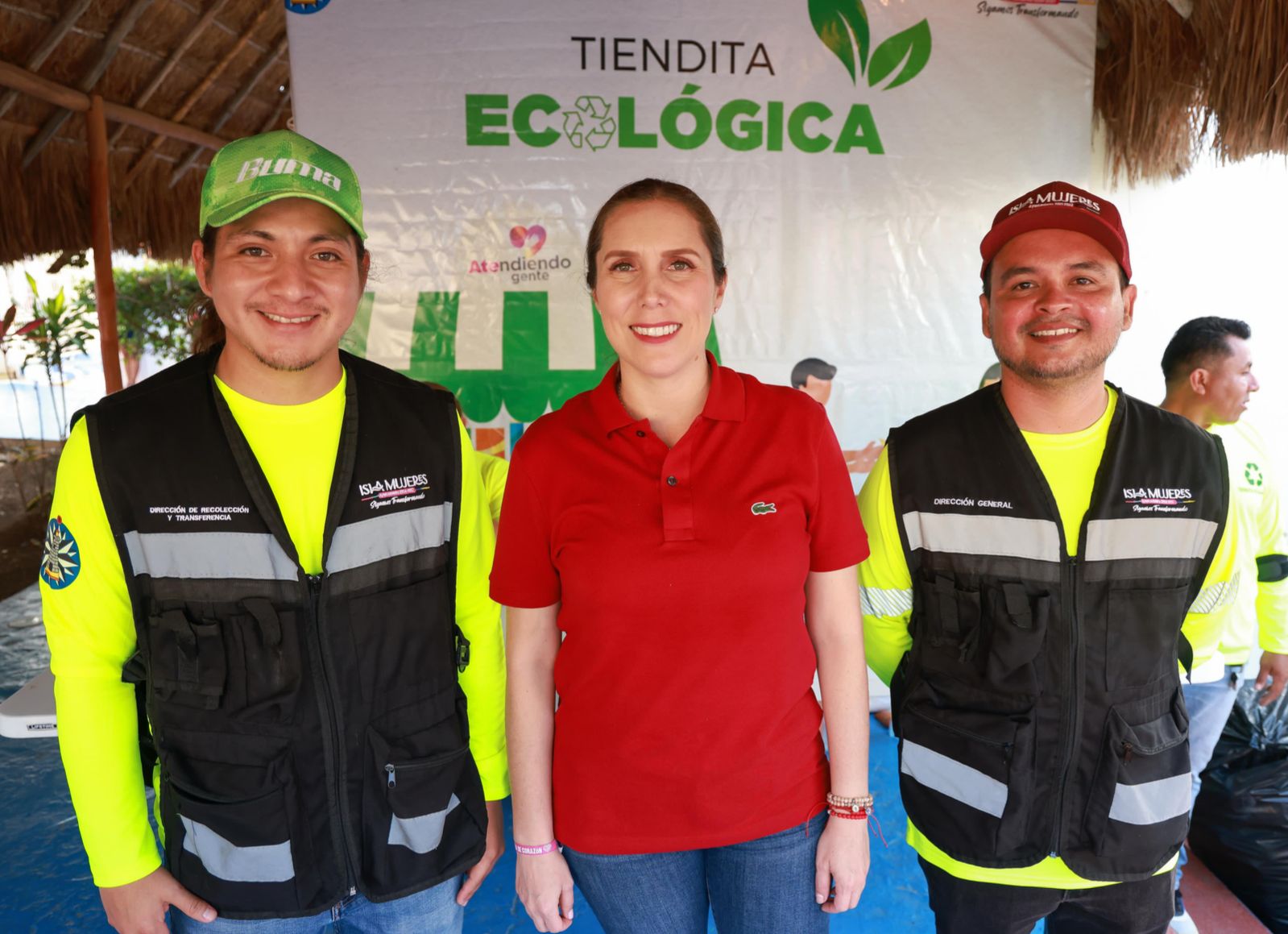 Atenea Gómez Ricalde impulsa cultura del reciclaje con la “Tiendita Ecológica”