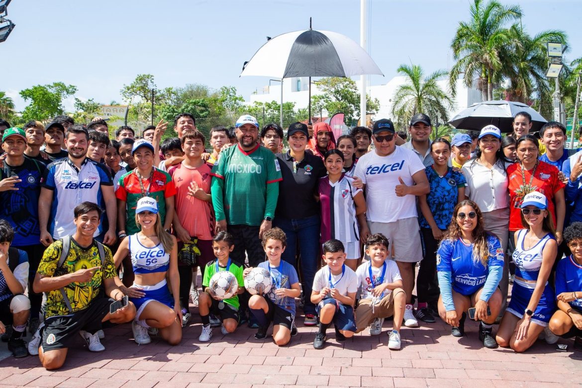 Estefanía Mercado inaugura el torneo estatal de street soccer “De la Calle a la Cancha”