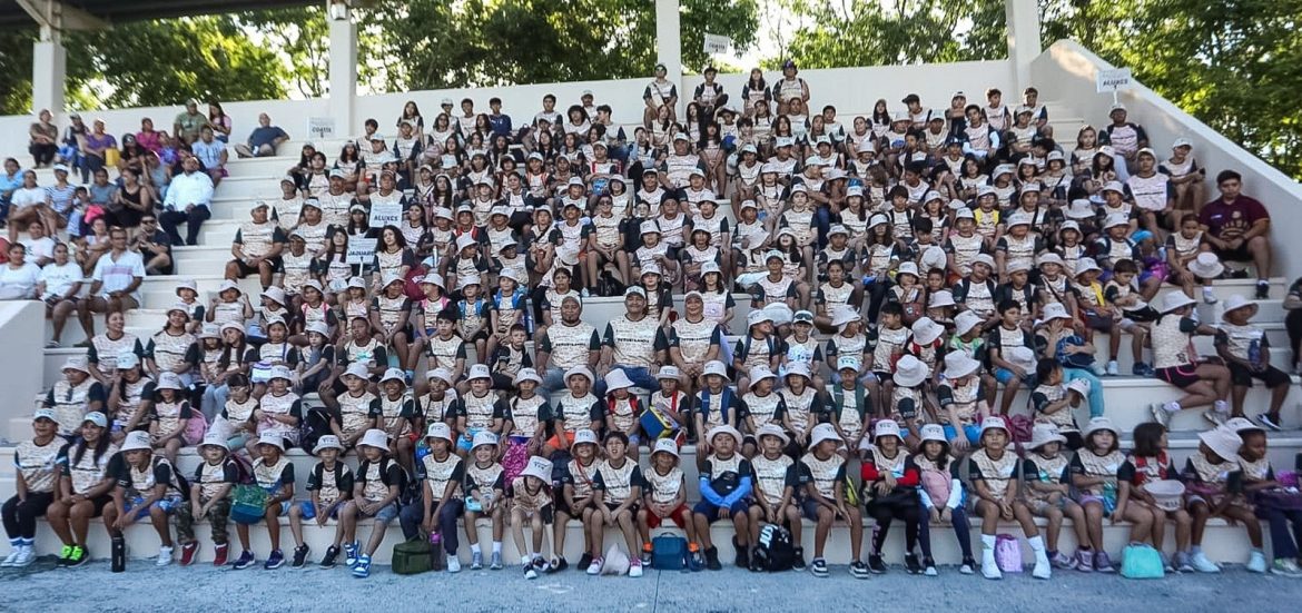 Curso de Verano “Baaxloob Paalaloob - Deportilandia”, en Playa del Carmen