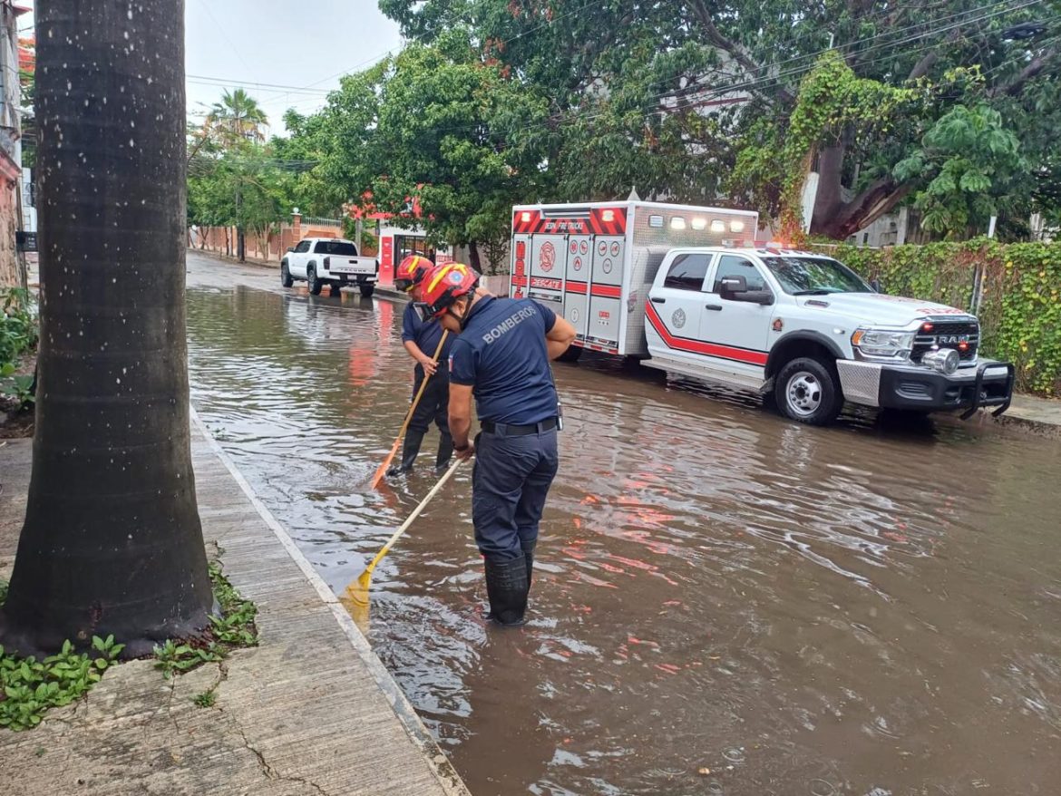 despliega operativo “Tormenta” ante intensas lluvias en Playa del Carmen