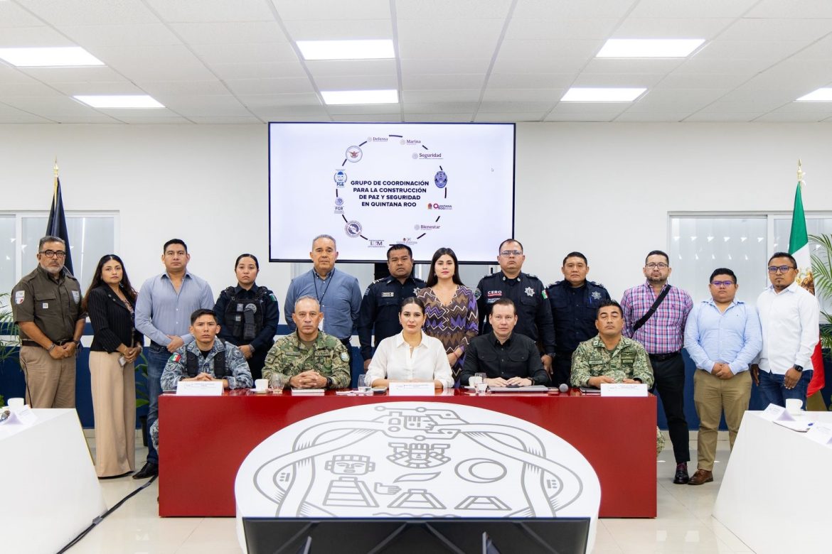 Estefanía Mercado en reunión del Grupo de Coordinación para la Construcción de Paz en Quintana Roo
