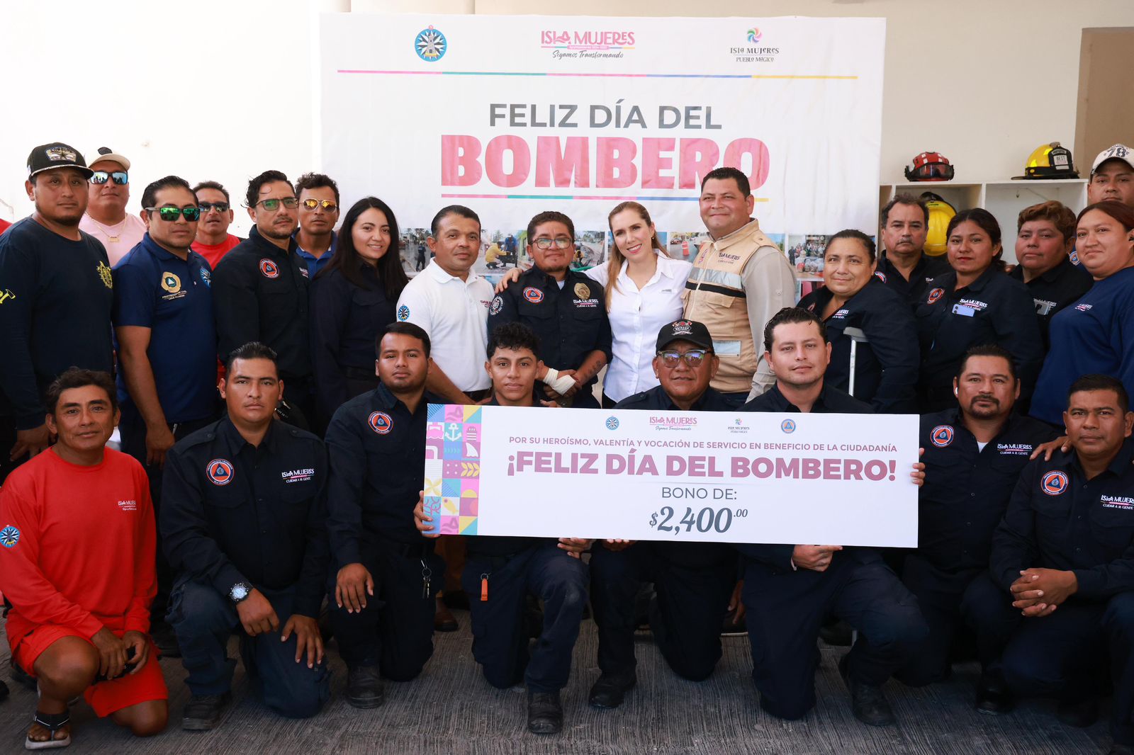 Atenea Gómez Ricalde reconoce invaluable labor del personal del H. Cuerpo de Bomberos