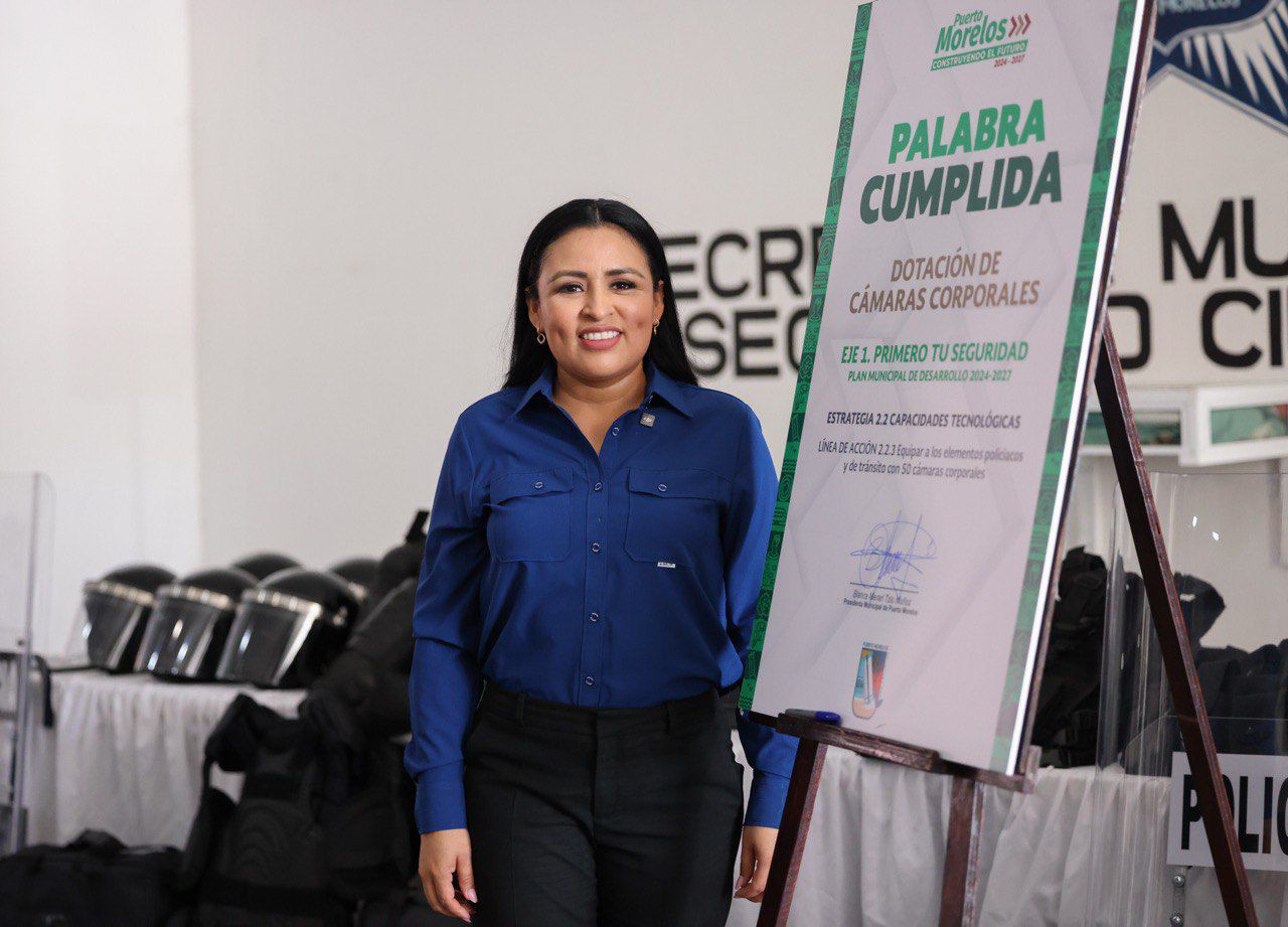 Blanca Merari entrega equipo a la policía