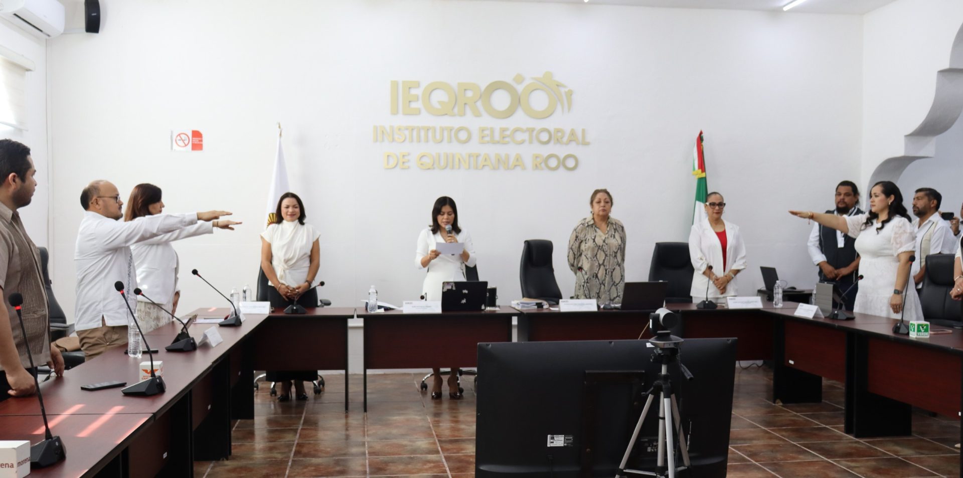 Toman protesta nuevos consejeros electorales en el IEQROO