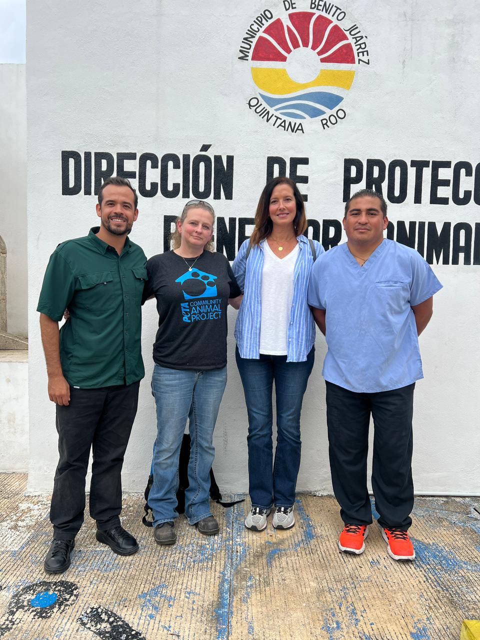 PETA Latino refuerza alianza con el municipio de Cancún en medio de denuncias por crisis en el bienestar animal