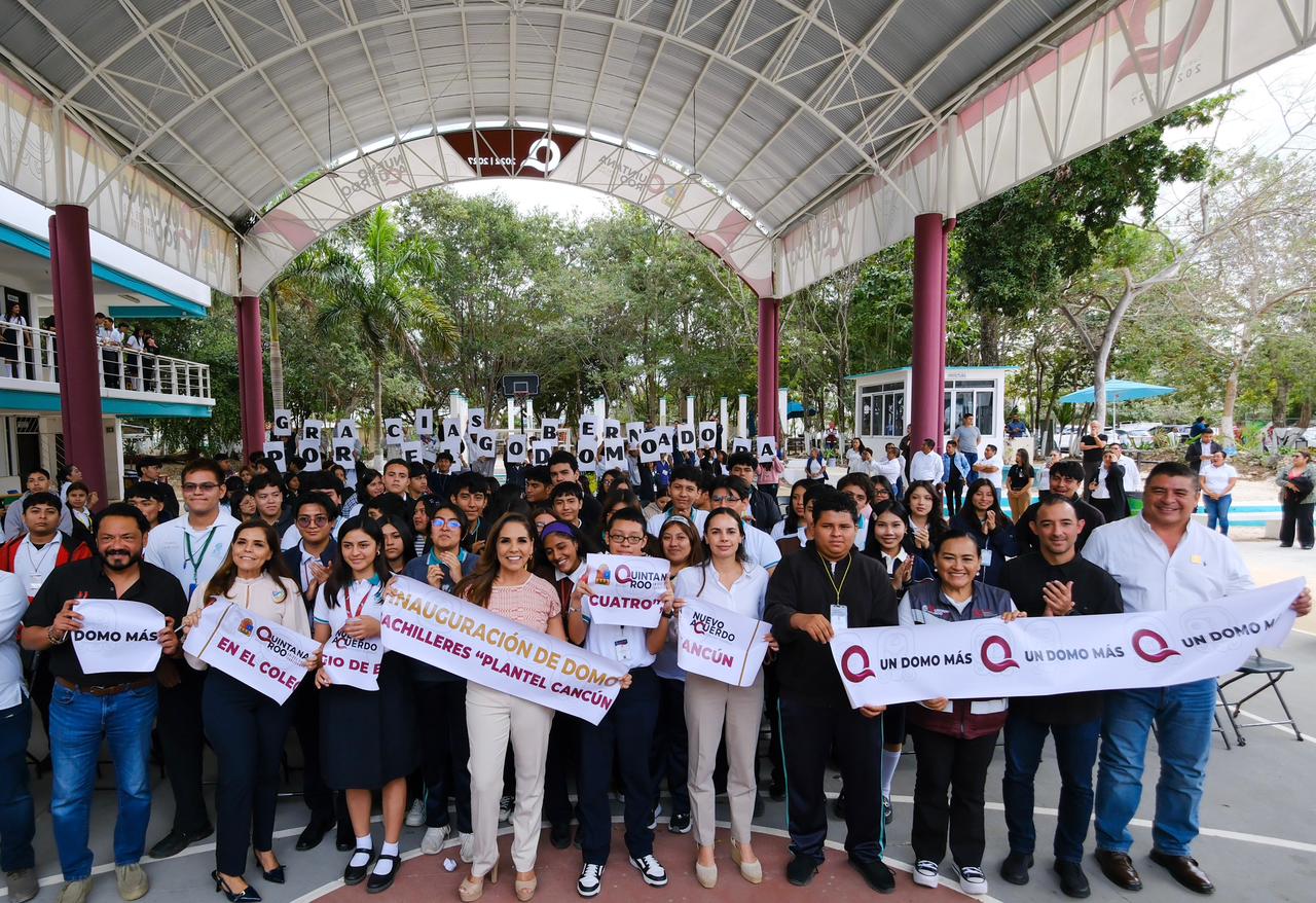Entrega Mara Lezama nuevo domo en el Colegio de Bachilleres “Plantel Cancún Cuatro”