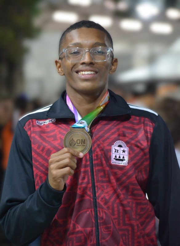 Conquista oro el quintanarroense Bissokot Hernández